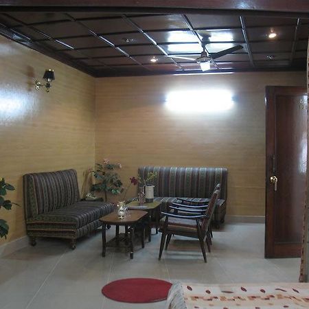 Hotel Rest Inn 勒克瑙 外观 照片