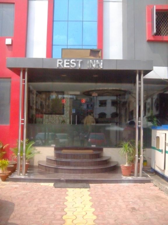 Hotel Rest Inn 勒克瑙 外观 照片