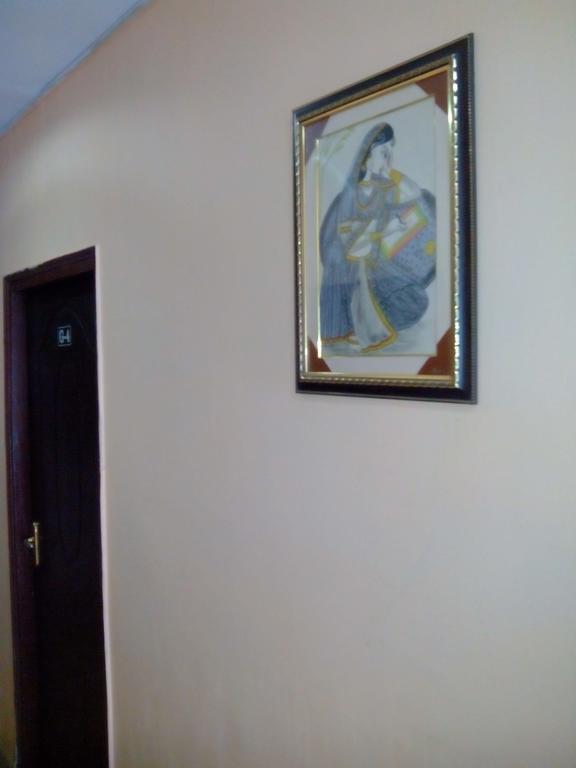 Hotel Rest Inn 勒克瑙 客房 照片