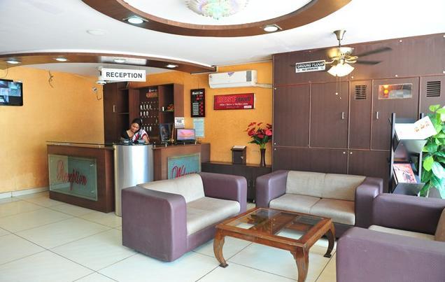 Hotel Rest Inn 勒克瑙 外观 照片